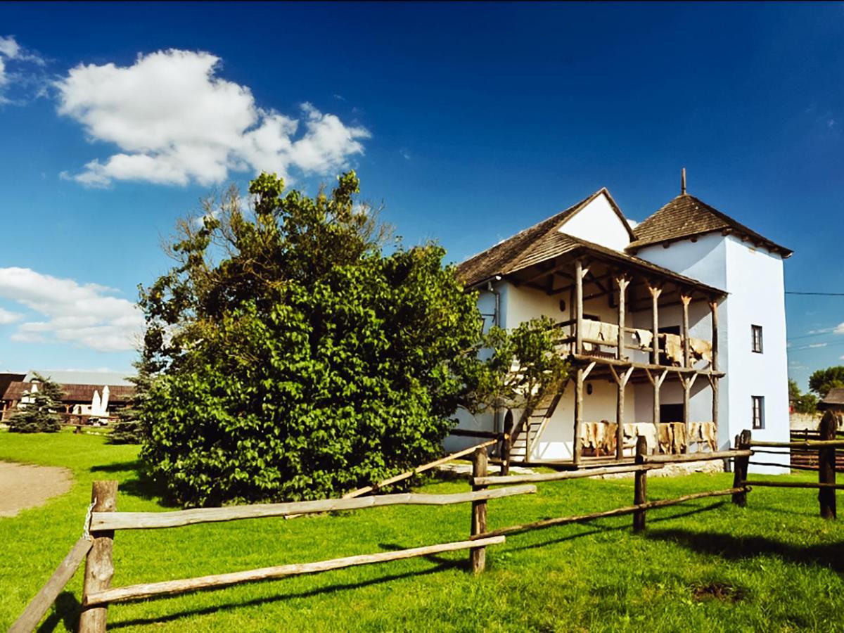 Zamek Rycerski Sobkow Exterior photo